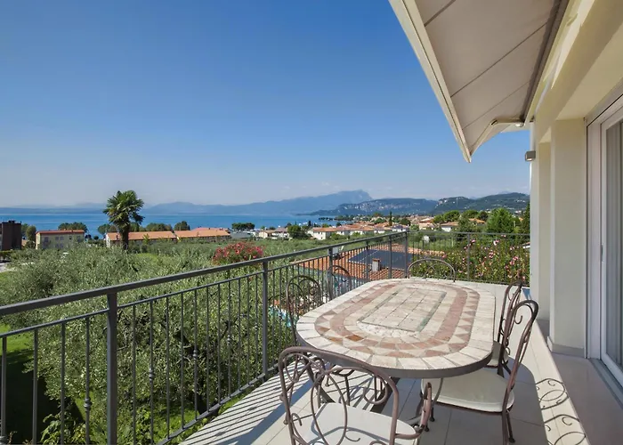 Lisi With Pool Вілла