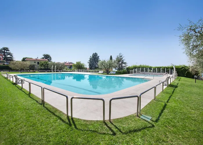 Вілла Lisi With Pool