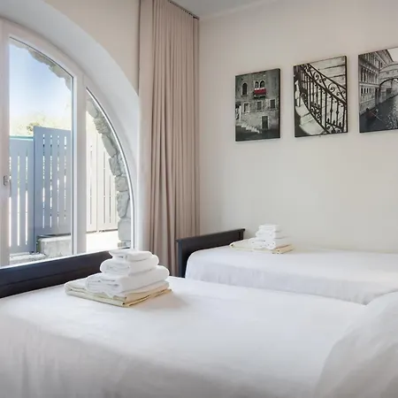 Villa Lisi With Pool Bardolino