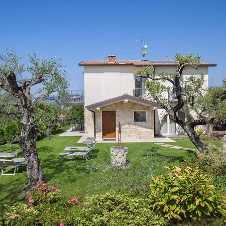 Villa Lisi With Pool *